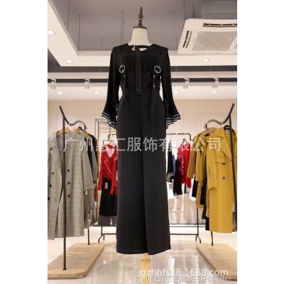 秋水伊人沈陽(yáng)品牌女裝折扣服裝批發(fā)